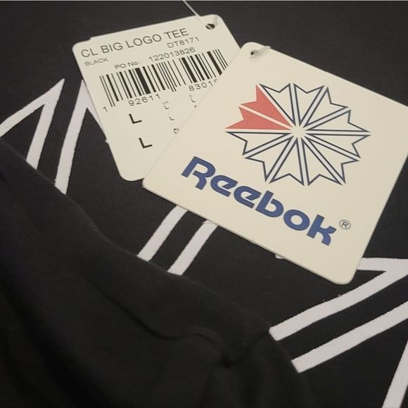 Reebok Men's Classic Big STARCREST Logo T Shirt available in L and XL - Picture 7 of 7